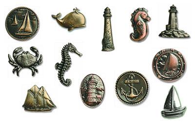 arrangement of nautical trinkets 